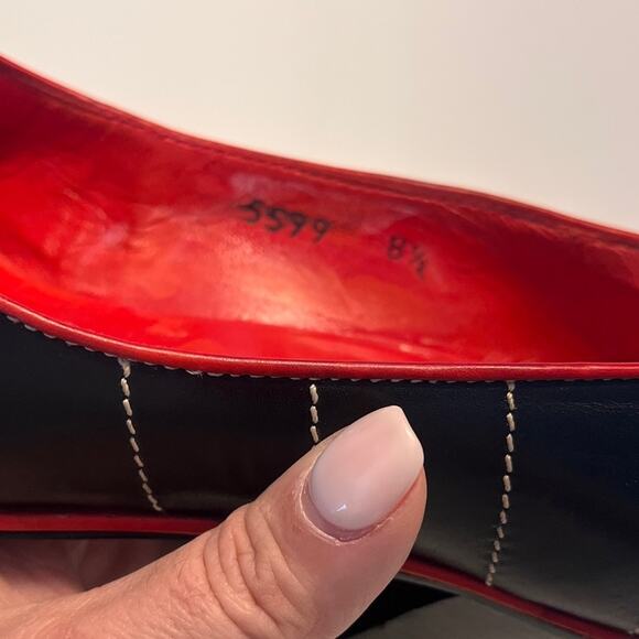 RARE VTG Gianfranco Ferre Black Leather Round Toe Pumps 8.5 - Picture 3 of 8